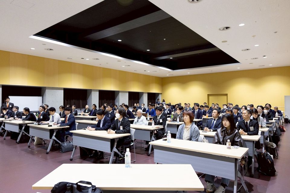 例会の会場のようす